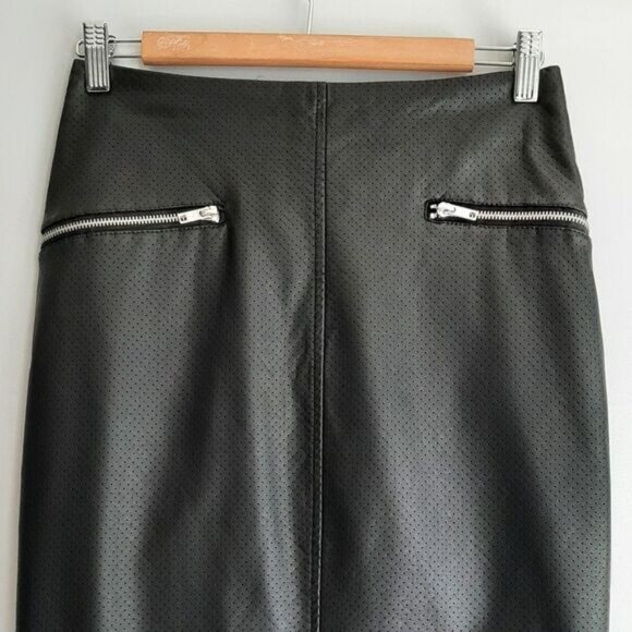 MINIMUM \ Micro Dot Pencil Mini Skirt Vegan Faux Leather Black Sz S - Picture 4 of 11